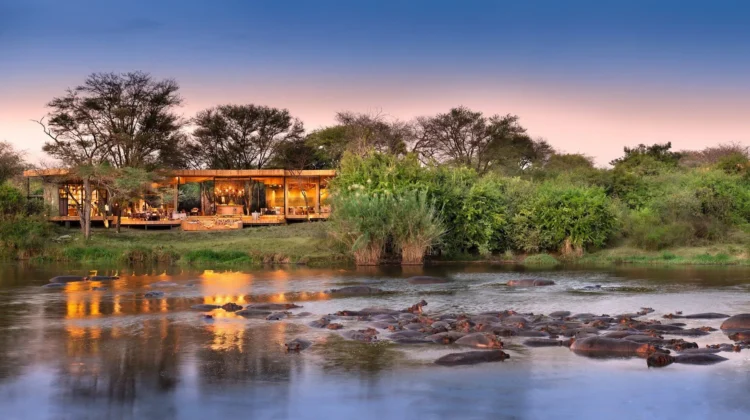 8 DAYS TANZANIA DIAMOND LUXURY FLYING SAFARI