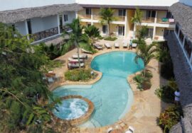 Kibanda Lodge & Restaurant (previous Natural KendwaVilla)