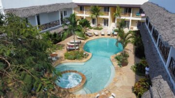 Kibanda Lodge & Restaurant (previous Natural KendwaVilla)
